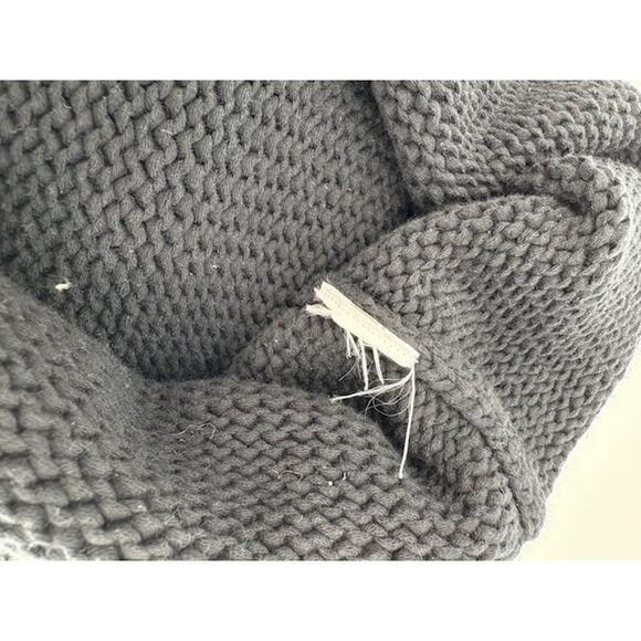 J. Crew Mock Neck Knit Vest in Black – Size Medium - Picture 7 of 7